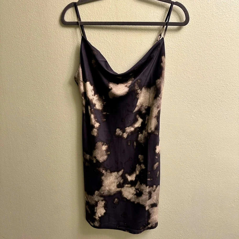 Urban Outfitters Mini Dress Size Large Navy Blue with abstract print - Picture 1 of 9